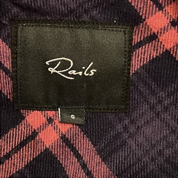 Rails Hunter Navy Mauve Button Down Shirt - Picture 3 of 10